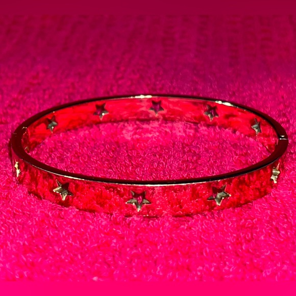 Mia Star Bracelet by Sahira Jewelry Design 18K GP - Picture 3 of 5